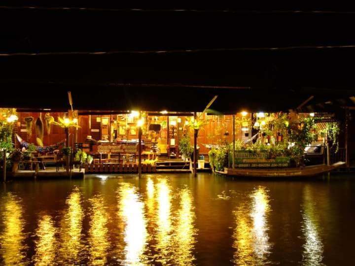 Ban Mae Arom Daire Amphawa Dış mekan fotoğraf