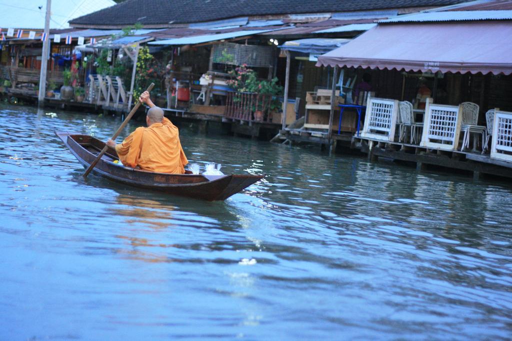Ban Mae Arom Daire Amphawa Dış mekan fotoğraf