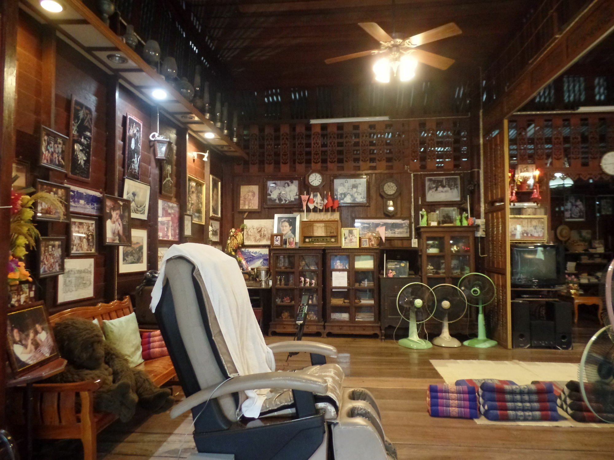 Ban Mae Arom Daire Amphawa Dış mekan fotoğraf